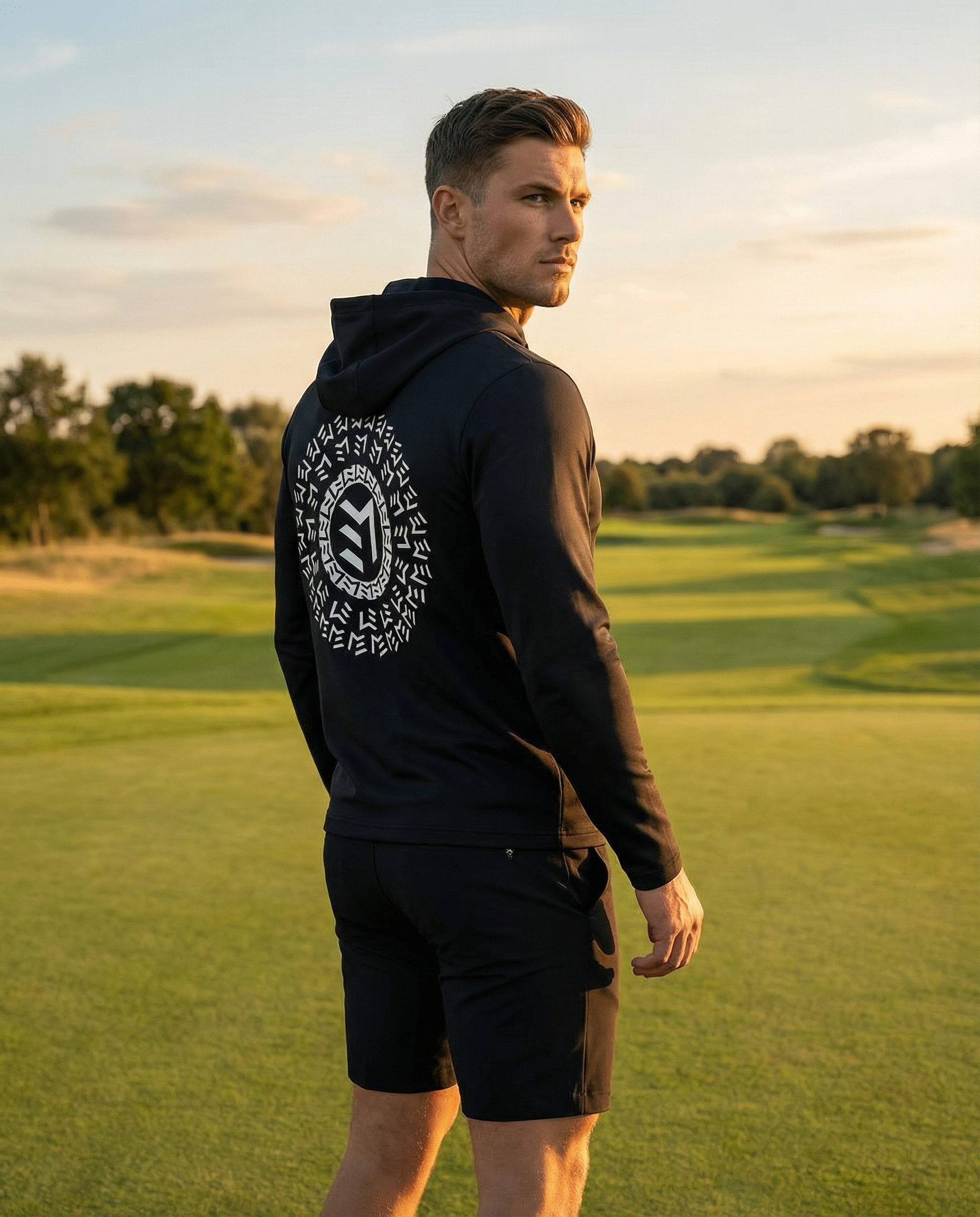 Atlas Hoodie Black – EMEL Sport
